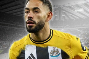 曝纽卡欲截胡库尼亚，曼联待遇更好仍占优！父亲暗示最终转会选择