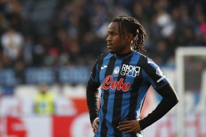 一日意甲热闻：穆帅推动恰尔汗奥卢转会，米兰全力引援埃斯图皮尼安