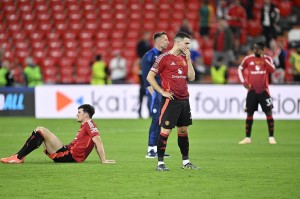 欧联杯失冠逼曼联来硬的！近1亿镑大清洗：桑乔、霍伊伦、拉什福德领衔